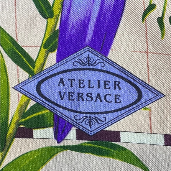 VNTG Atelier Versace Voyage Floral Map Scarf - Purple, Green, Yellow & pink - Picture 2 of 9